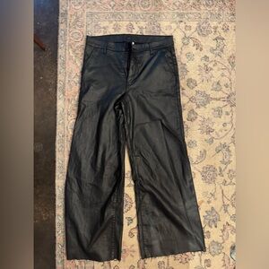 Kut from the Kloth Black Ankle & Cropped Jeans Meg cropped coated wide leg